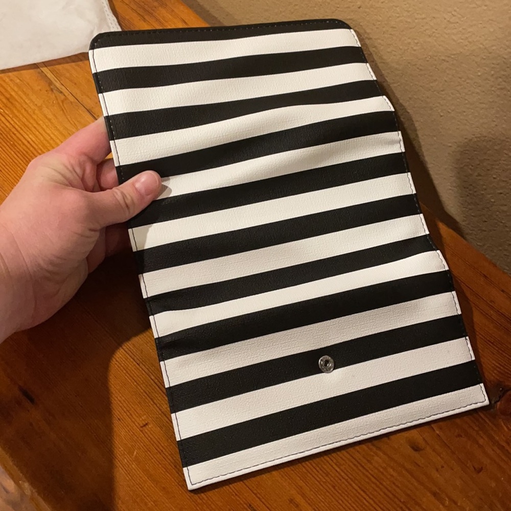 KUT Wallet - Picture 6 of 8
